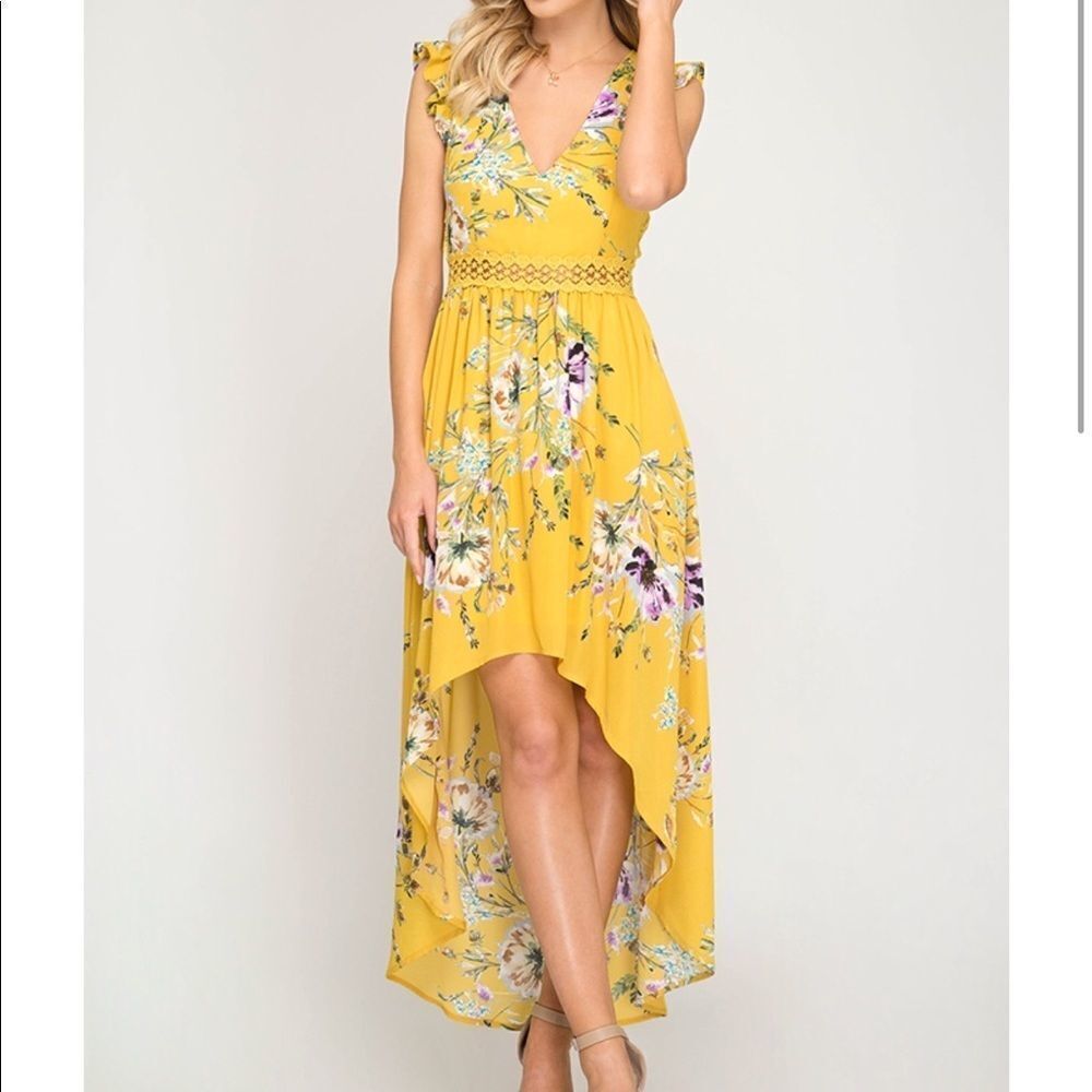 NWT open back hi lo‎ floral dress